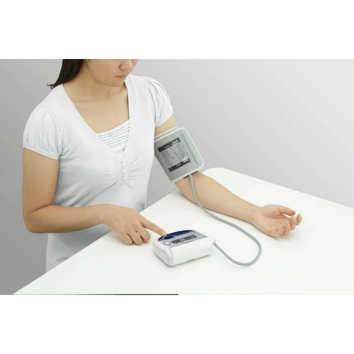CH 452 AC - Digital Blood Pressure Monitor - White - Citizen - Image 3